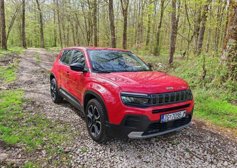 Vozili smo Jeep Avenger 1.2 Altitude: Ulaznica u svijet gradskih crossover/SUV vozila sposobnog i za više