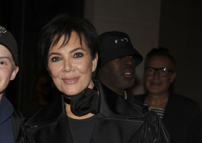 Kris Jenner kroz suze podijelila loše vijesti: 'Nešto su pronašli'