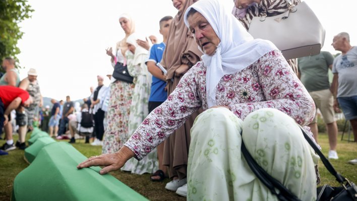 Tisuće ljudi stižu u Srebrenicu, oglasio se i Dodik: 'Iskazujem suosjećanje obiteljima stradalih Bošnjaka'